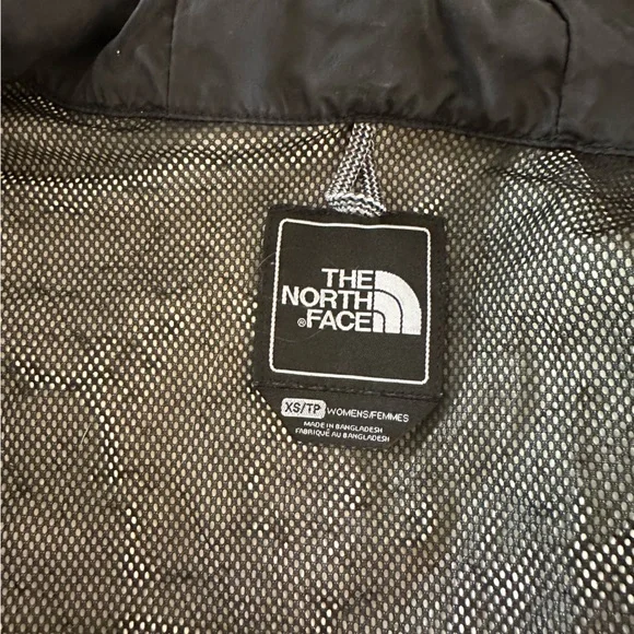 Women's North Face HyVent Black & White Waterproof Hooded Rain Coat size XS - Picture 6 of 9